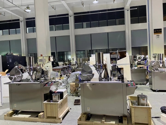 Полуавтоматическая машина для наполнения капсул CGN-208 28000PCS/Hour 2,12kw поставщик