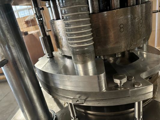 ZP11 Rotary Tablet Press Machine with 11 Stations 100 kN Main Pressure and 5.5 kW Motor Power for Pharmaceutical and Food Industries поставщик